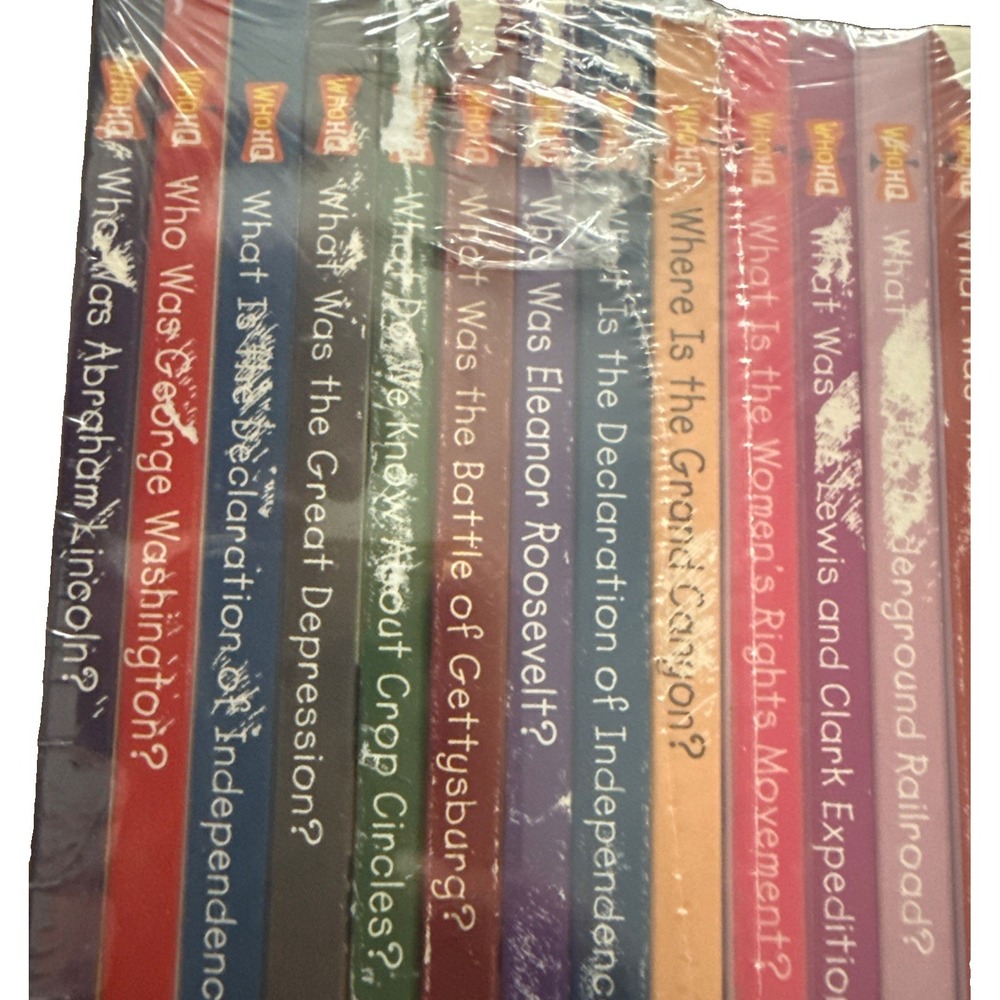 Who HQ 20 Book Lot - Picture 7 of 11